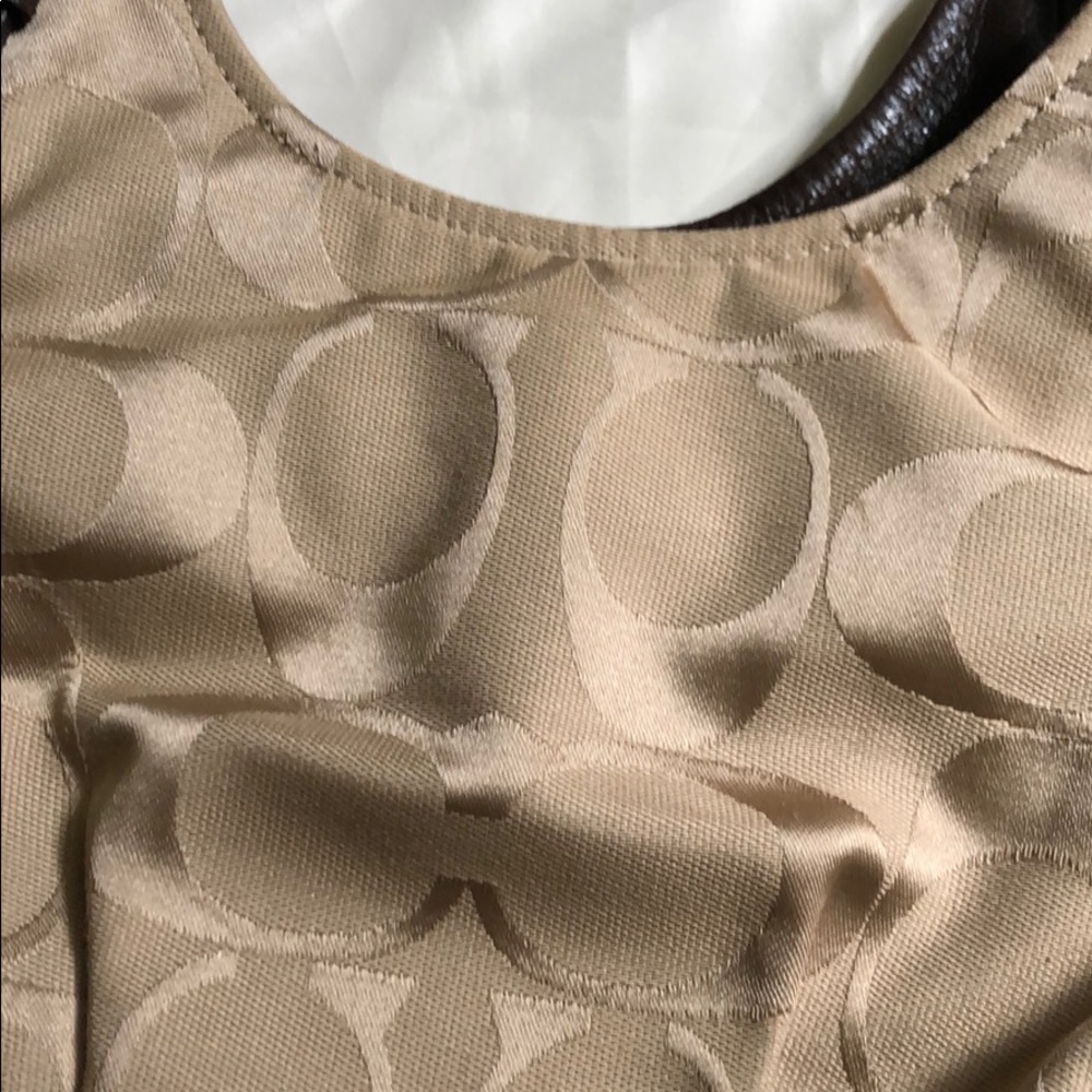 Coach Handbag - Picture 3 of 7